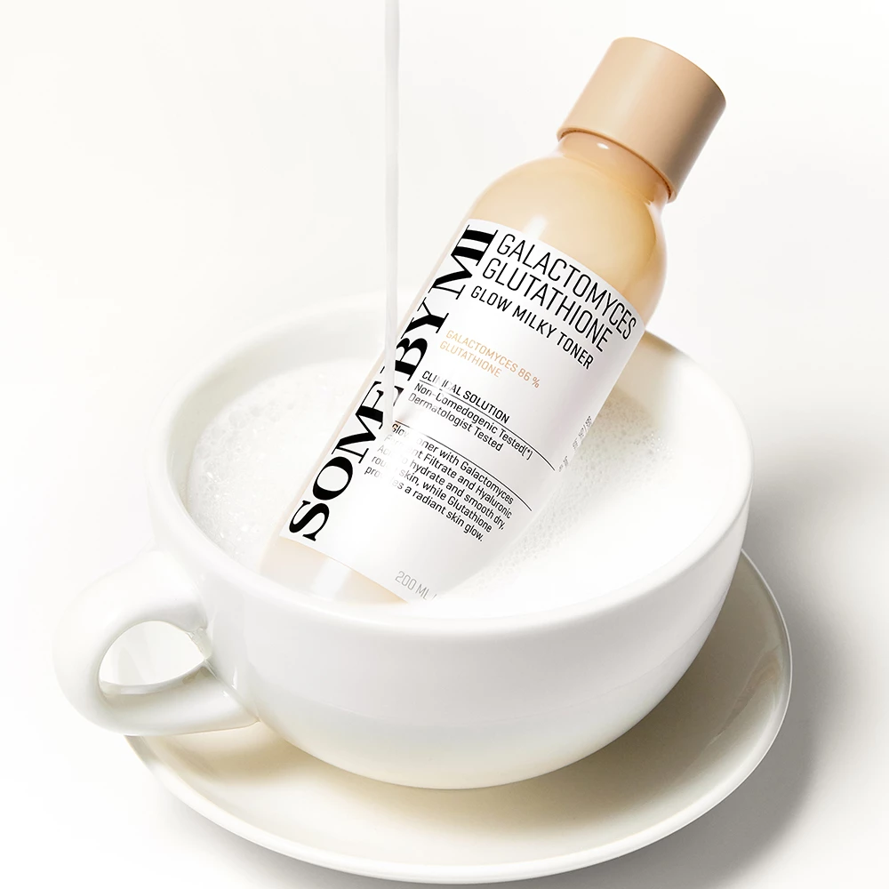 SOME BY MI Galactomyces Glutathione Glow Milky Toner - luminozitate si hidratare, 200 ml