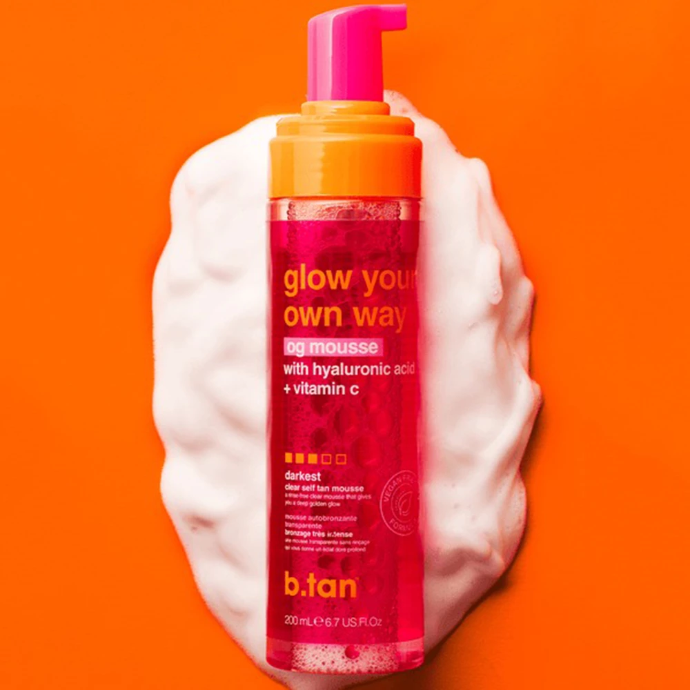 B.tan Glow Your Own Way Spuma Autobronzanta Transparenta Auriu Intens - Hidratare cu Acid Hialuronic si Vitamina C, 200 ml