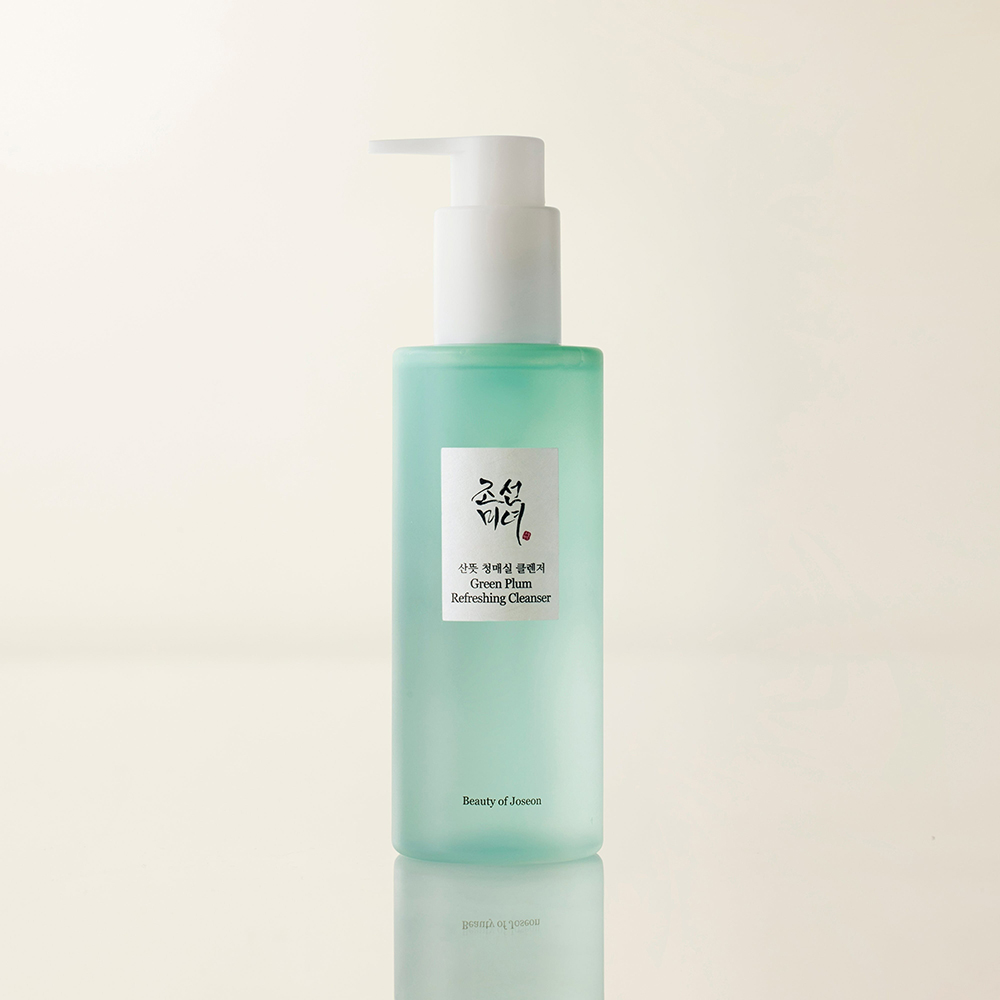 BEAUTY OF JOSEON Green Plum Refreshing Cleanser - gel de curatare formulat cu Prunus Mume Fruit Water si glicerina, care contribuie la indepartarea impuritatilor si la metinerea confortului pielii - 200 ml
