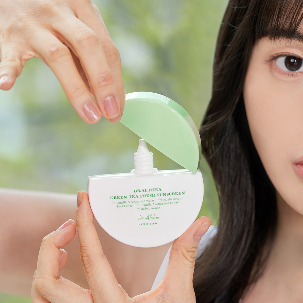Dr. Althea Green Tea Fresh Sunscreen Crema de fata - protectie si calmare, 45 ml