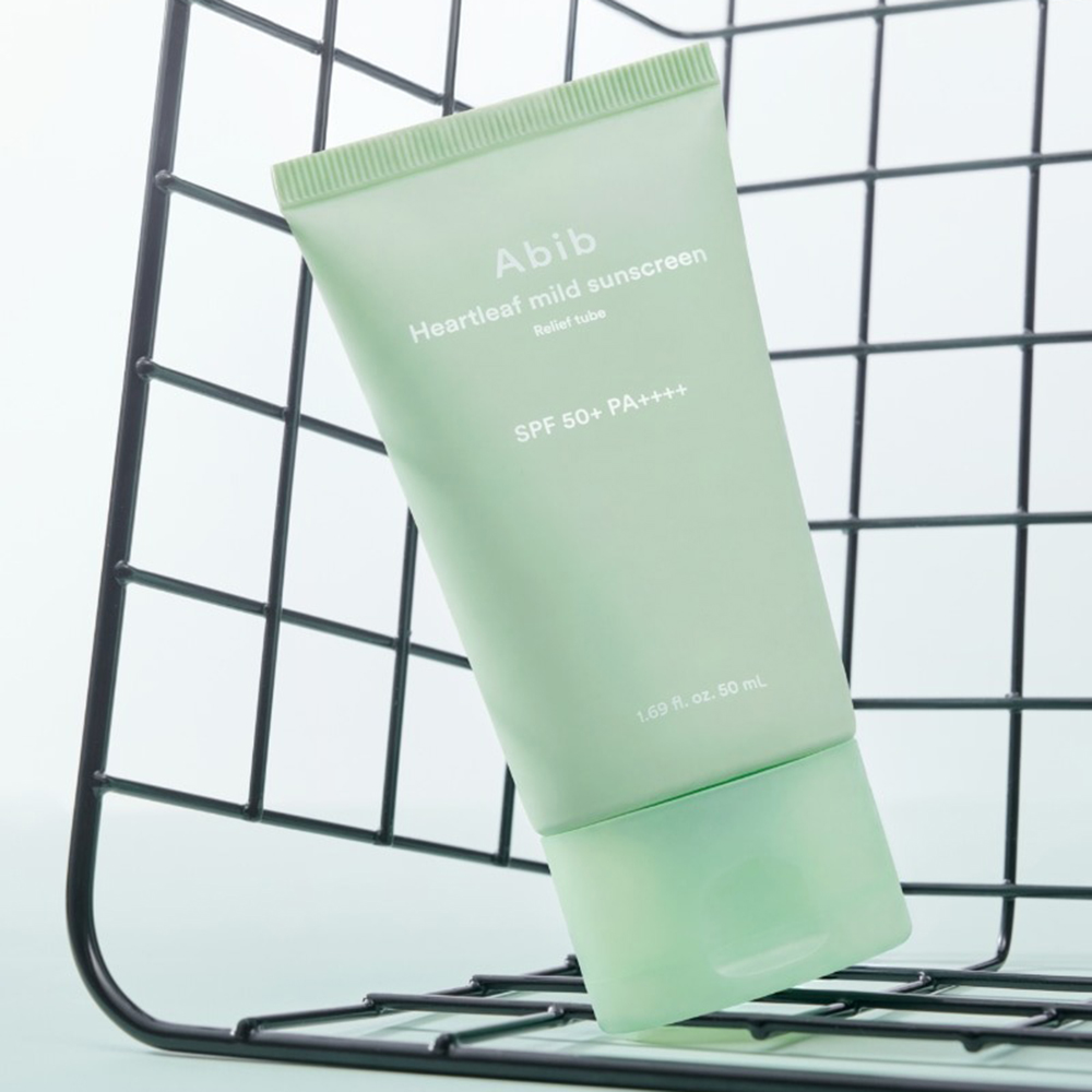 ABIB Heartleaf Mild Sunscreen Relief Tube SPF50+ PA++++, 50 ml - crema de fata formulata cu oxid de zinc si extract de Heartleaf, care contribuie la protectia solara si la reducerea rosetii, Daily