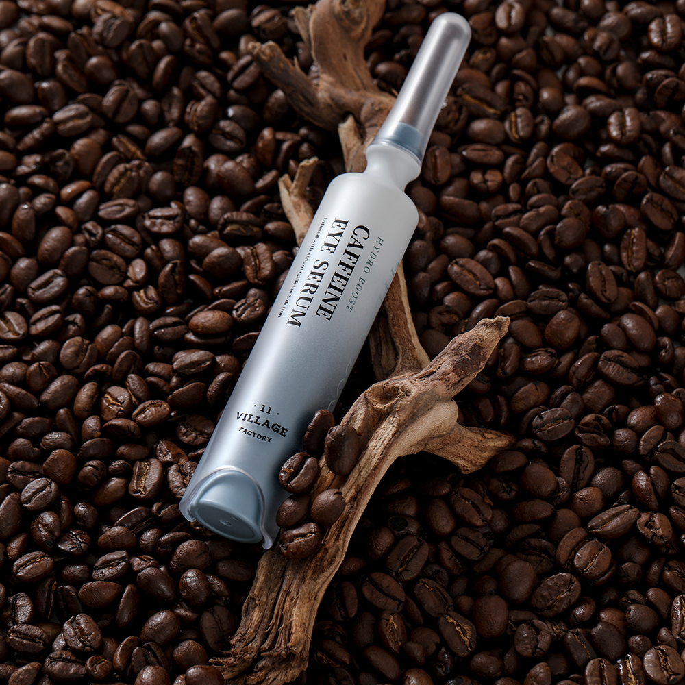 VIllage 11 FACTORY Hydro Boost Caffeine Eye Serum 10 ml - Crema contur ochi formulata cu cafeina si niacinamida, care contribuie la reducerea aspectului umflat si la uniformizarea zonei de sub ochi