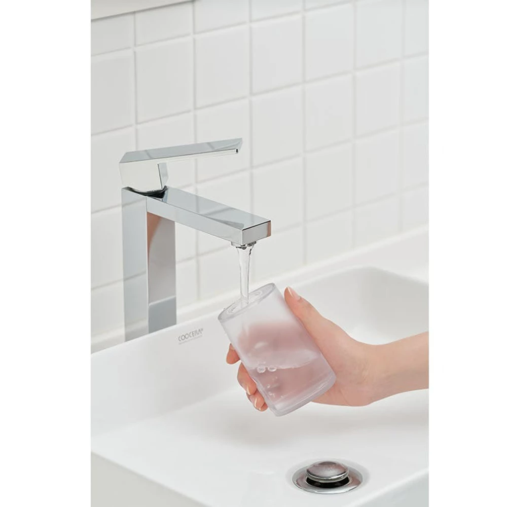 Aquapick AQ-205 Irigator Bucal Profesional Portabil – Duș Bucal Compact pentru Igienă Orală Zilnică, culoare alb 