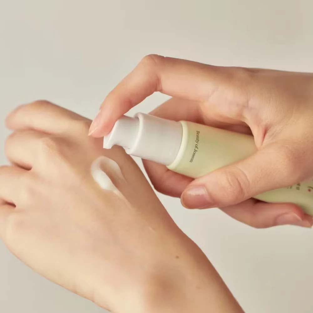 BEAUTY OF JOSEON Light On Serum Ser pentru Fata Centella si Vitamina C - Iluminare si Antioxidant, 30 ml