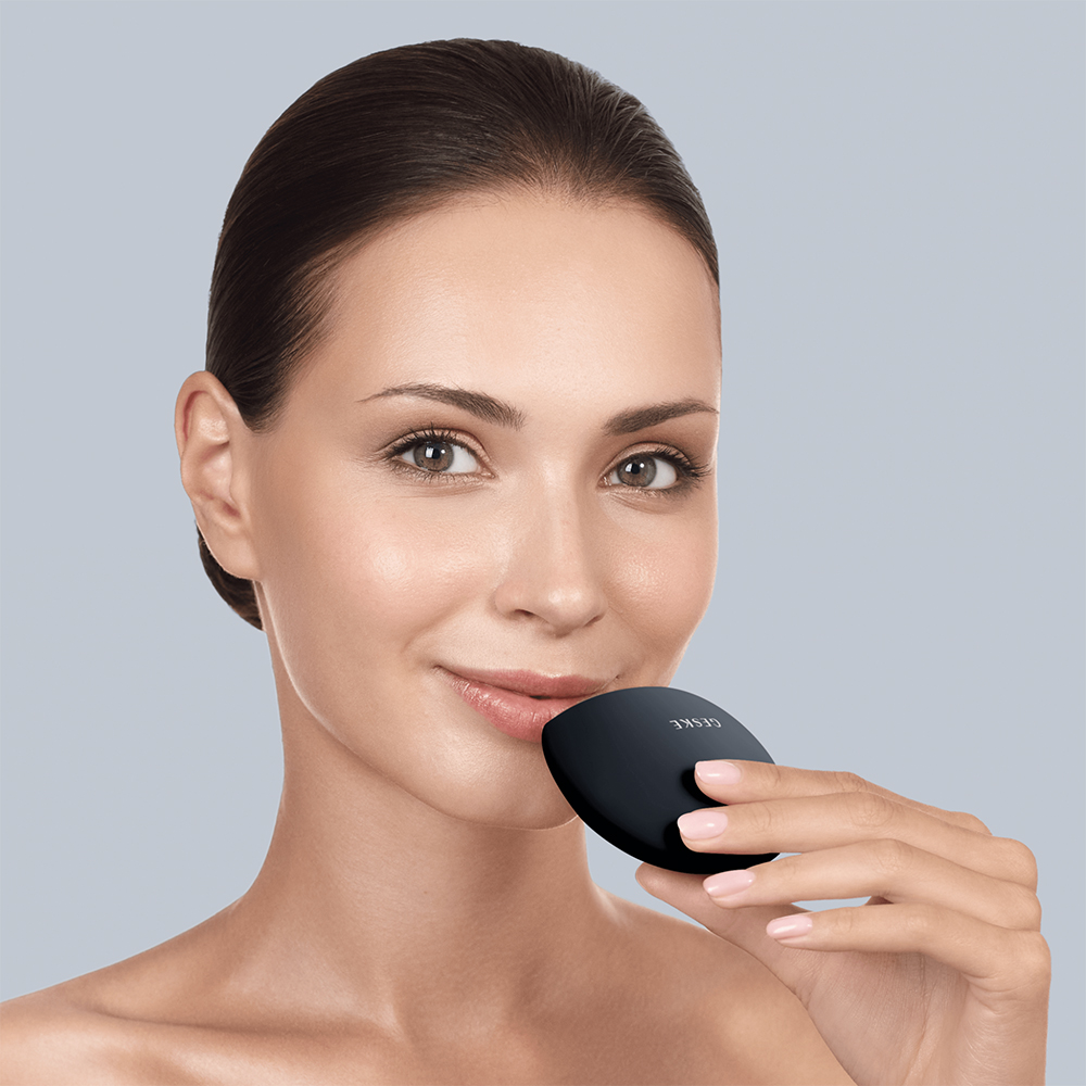 Lip Volumizer and Booster 4 in 1  Black