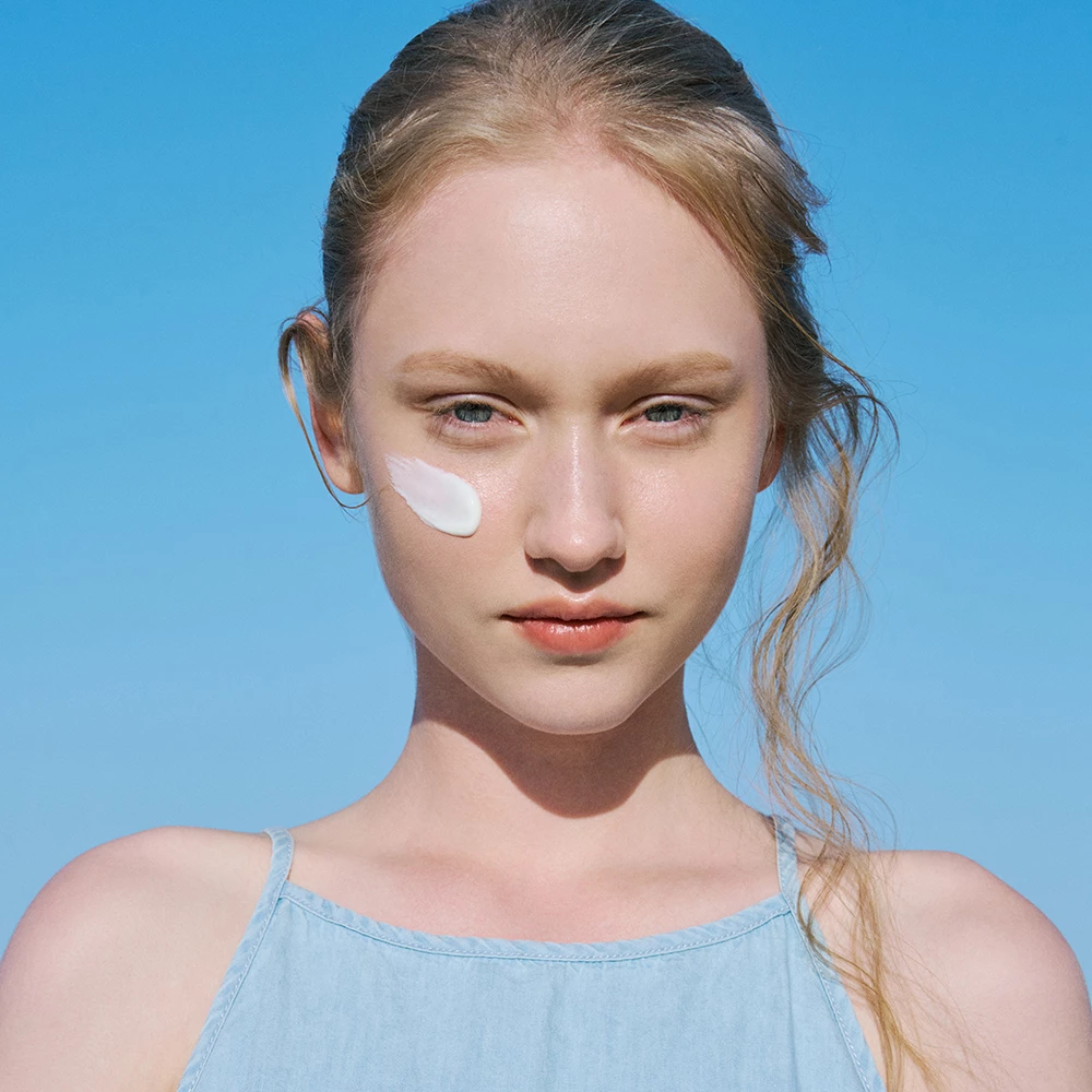 SKIN1004 SPF TO GO Ser Solar pentru Fata Water-Fit SPF50+ - Protectie UV si Hidratare cu Centella Asiatica, 15ml