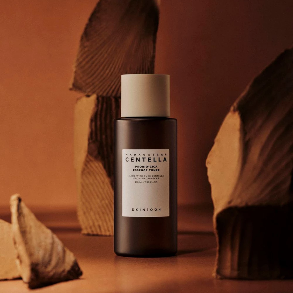 SKIN1004 Madagascar Centella Toner Esenta Calmanta - Calmare si Hidratare cu Probiotice, 210 ml
