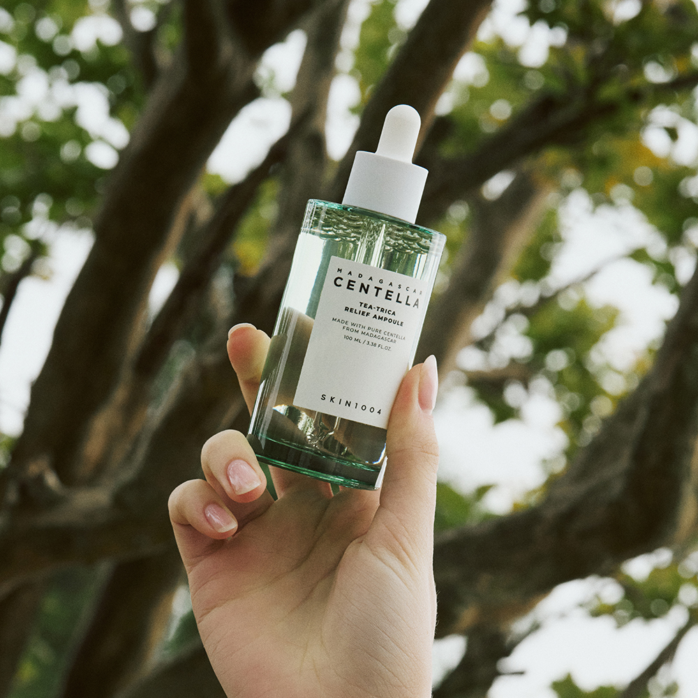 SKIN1004 Madagascar Centella Tea-Trica Relief Ampoule, 100 ml - Ser de fata formulat cu Centella Asiatica si apa de arbore de ceai, care contribuie la calmarea pielii iritate