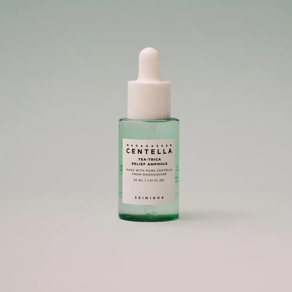 SKIN1004 Madagascar Centella ser calmant pentru fata Tea-Trica - calmare, hidratare si anti-acnee, 30 ml