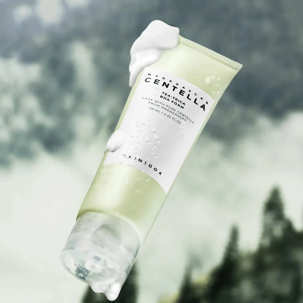 SKIN1004 Madagascar Centella Tea-Trica BHA Foam – Spumă de Curățare pentru Ten Acneic, 125 ml | Curățare Profundă și Combaterea Imperfecțiunilor