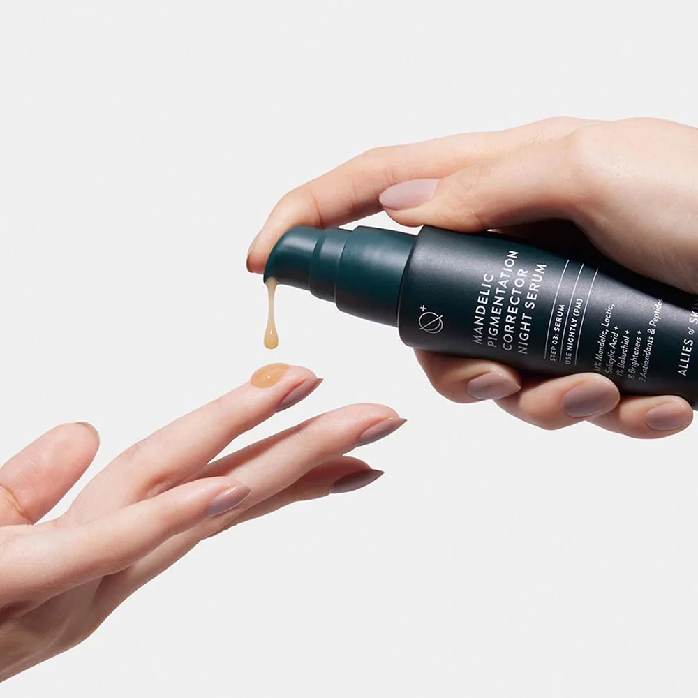 ALLIES OF SKIN Mandelic Collection Ser Corector pentru Fata Noapte - Luminozitate si Corectarea Petelor, 30 ml
