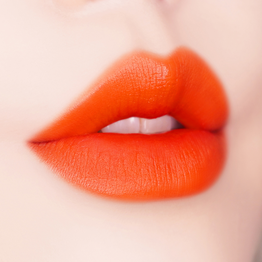 BLACK ROUGE Mara Hot Water Tint - nuantator pentru buze lichid cu fixare rapida, rezistent la transfer si cu culoare uniforma - 4.5 gr - LV00 Mild Mara