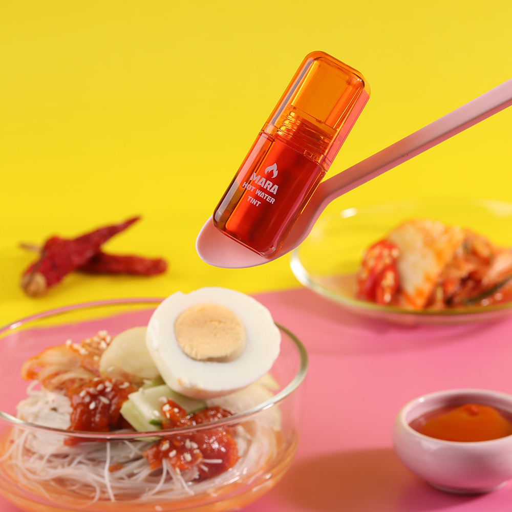 BLACK ROUGE Mara Hot Water Tint - nuantator pentru buze lichid cu fixare rapida, rezistent la transfer si cu culoare uniforma - 4.5 gr - LV00 Mild Mara