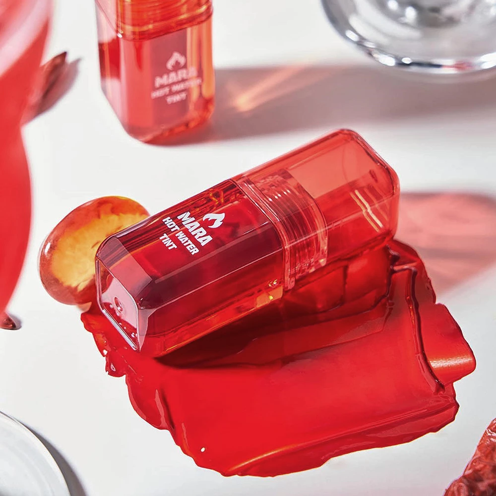 BLACK ROUGE Mara Hot Water Tint Nuantator pentru buze LV03 Burning Mara - Culoare intensa si efect plumping, rezistent la transfer, 5g