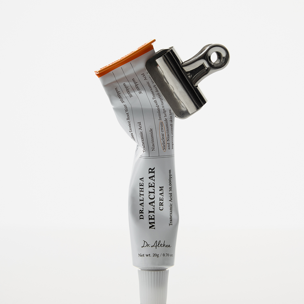 Dr. Althea Melaclear Cream 20 gr - Crema de fata formulata cu acid tranexamic 3% si niacinamida 3%, care contribuie la reducerea aspectului petelor pigmentare si la uniformizarea nuantei pielii