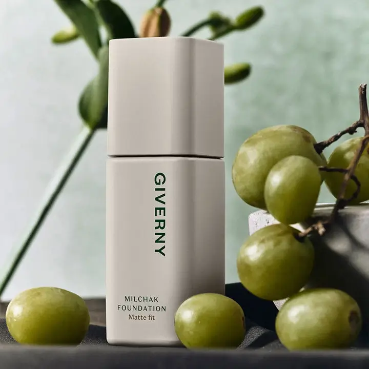 GIVERNY Milchak Matte Fond de Ten 21C Cool Beige - Fond de ten matifiant cu protectie UV si efect de albire, 30 ml
