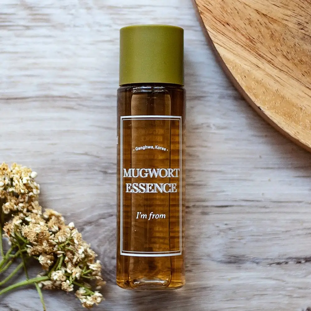 I'M FROM Mugwort Esenta hidratanta pentru fata 30 ml - Calmanta si Detoxifianta pentru Ten Luminos, 30 ml