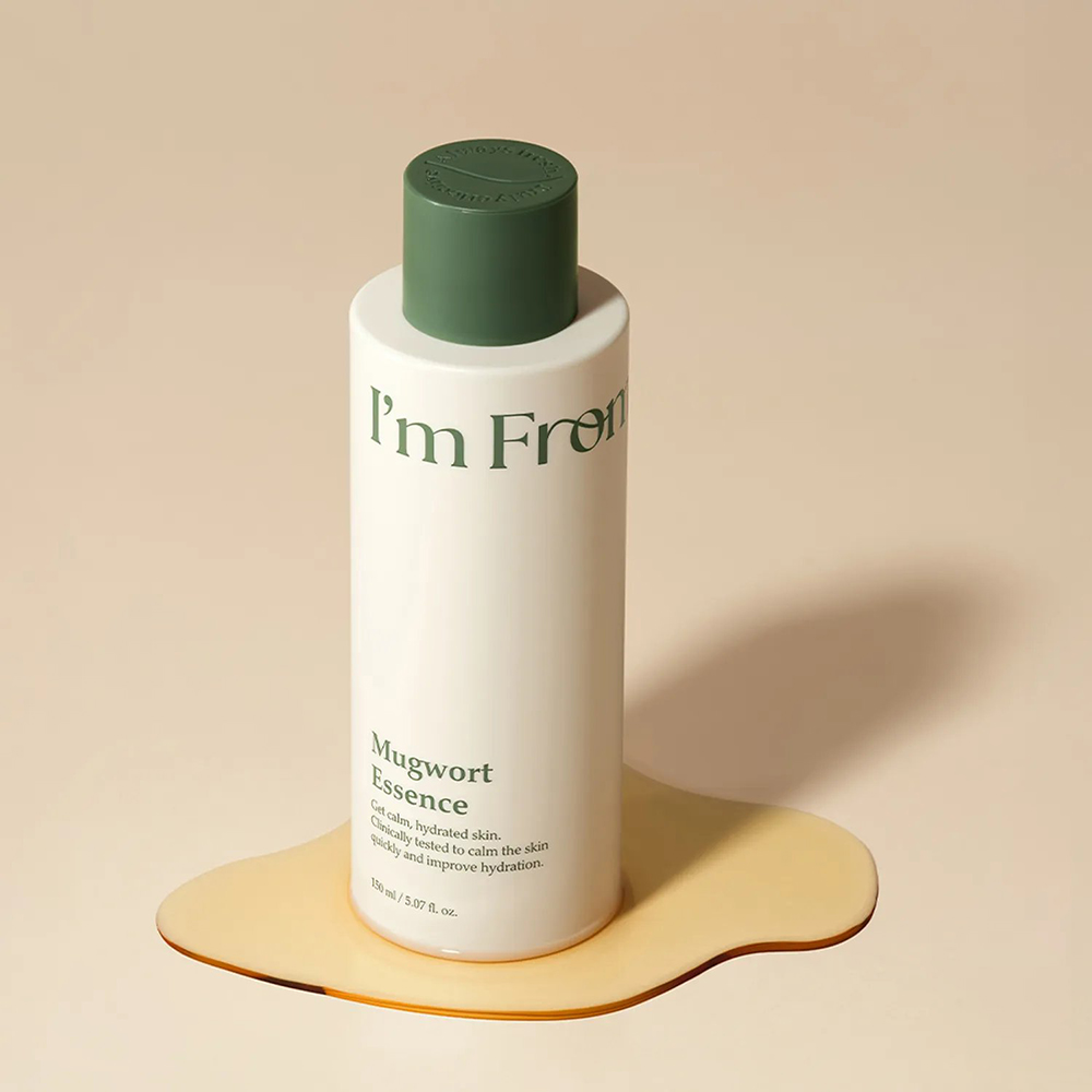 I'M FROM Mugwort Essence 150 ml - Esenta formulata cu mugwort, care contribuie la calmarea pielii sensibilizate si la mentinerea hidratarii si a echilibrului dintre apa si sebum