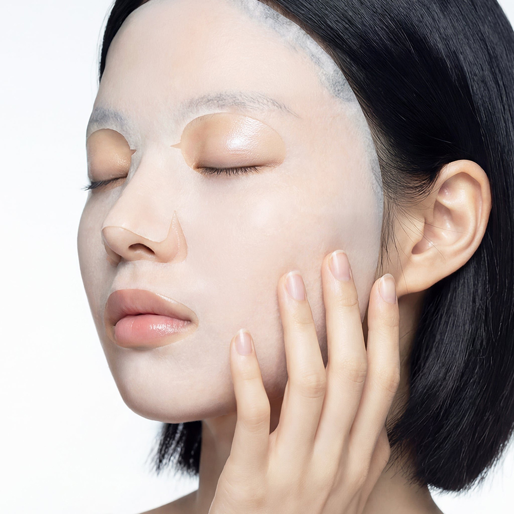 MEDIHEAL N.M.F Retinol Firming Ampoule Mask 27 ml - Masca de fata formulata cu retinol si acid hialuronic, care contribuie la hidratarea pielii si la metinerea confortului pielii