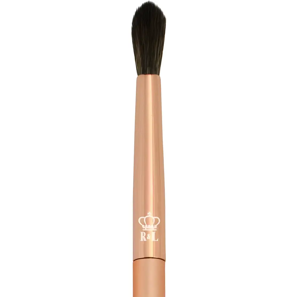 ROYAL AND LANGNICKEL Omnia Pensula Highlighter pentru Fardul de Pleoape Rose Gold - Difuzare Precisa si Aplicare Uniforma, 1 buc
