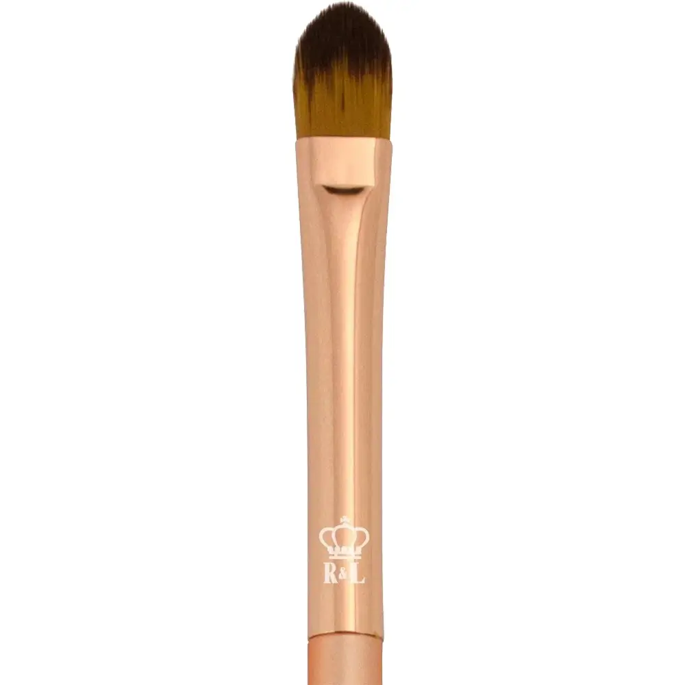 ROYAL AND LANGNICKEL Omnia pensula pentru buze Rose Gold - precizie si definire profesionala pentru aplicare ruj, 1 buc