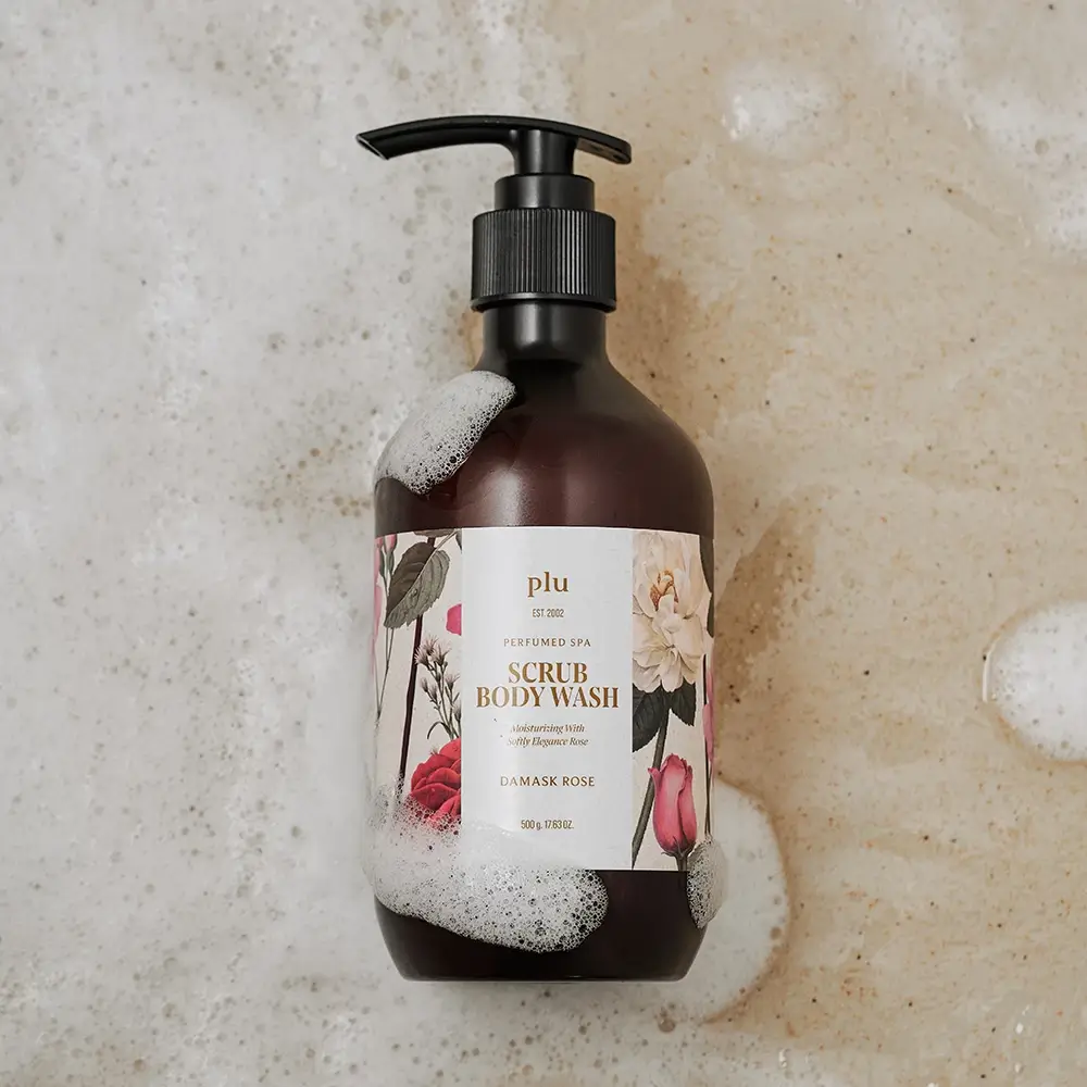 PLU Perfumed Spa Gel de dus exfoliant Damask Rose - Exfoliere delicata si hidratare intensa cu acid hialuronic si vitamine, 500 gr
