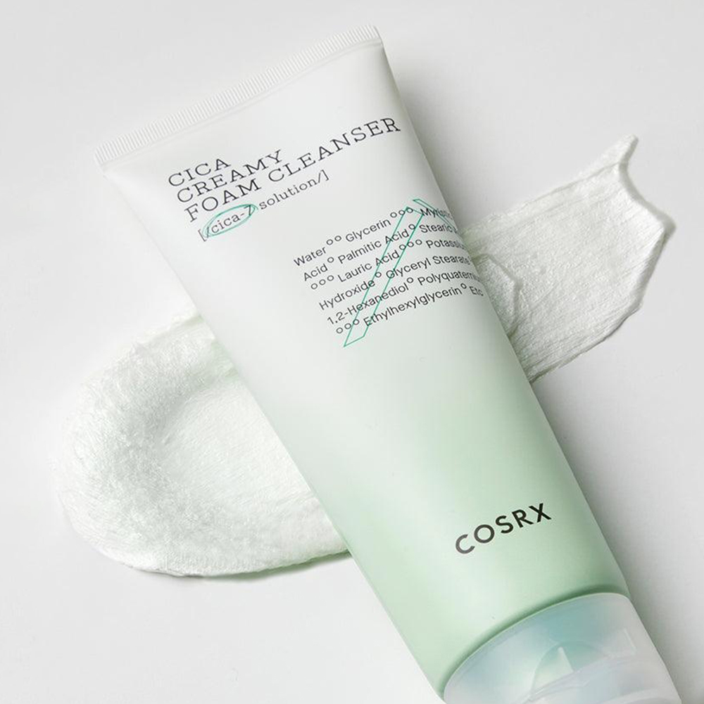 COSRX Cica Creamy Cleanser, 150 ml - spuma de curatare formulata cu complexul Pure Fit CICA-7 si extract de scoarta Pinus Pinaster, care contribuie la eliminarea impuritatilor si murdariei din pori
