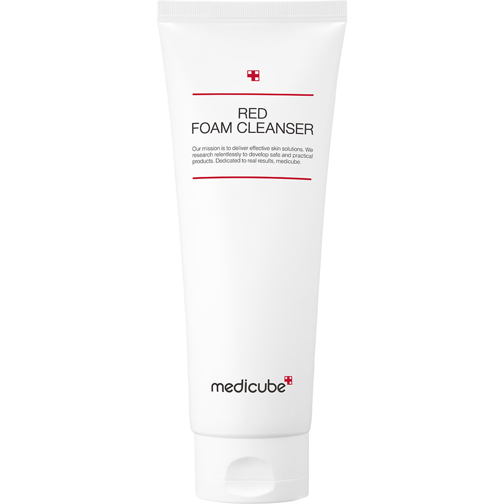 MEDICUBE Red Foam Cleanser - spuma de curatare formulata cu acid salicilic si extract de Sophora Angustifolia, care contribuie la curatarea porilor si la metinerea echilibrului pielii - 120 ml