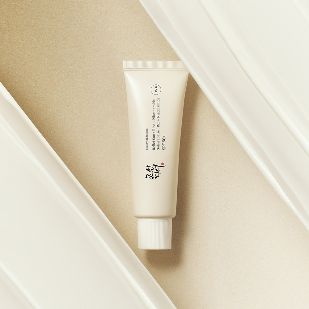 BEAUTY OF JOSEON Relief Sun: Rice + Niacinamide SPF 50+, 50 ml — crema de protectie solara pentru fata formulata cu extract de orez si extracte fermentate din cereale, care contribuie la hidratarea pielii uscate si la calmarea pielii, Daily