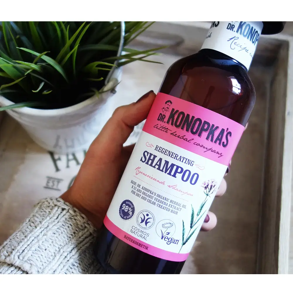 DR. KONOPKA'S LITTLE HERBAL COMPANY Herbal Essence Sampon Regenerant Unisex 500 ml - Hidratare si Regenerare pentru Par Uscat si Vopsit, 500 ml