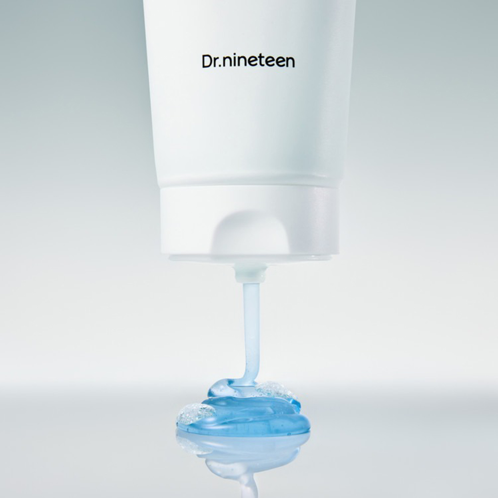 DR.NINETEEN Sensinical Skin Balance Gel to Foam Cleanser 150 ml - Spuma de curatare formulata cu acid hialuronic si pantenol, care contribuie la mentinerea hidratarii