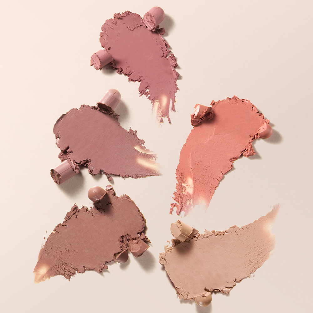 BANILA CO Smudging Lip Pencil, Be02 Nude Beige - Creion contur buze formulat cu silica si mica, care contribuie la conturarea, definirea si colorarea buzelor si la metinerea confortului pe buze