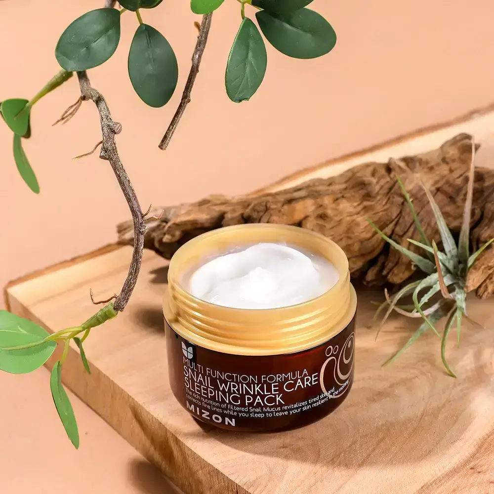 Mizon Snail Wrinkle Care Masca de Noapte - Antirid si Regenerare cu Mucina de Melc si Peptide, 80ml