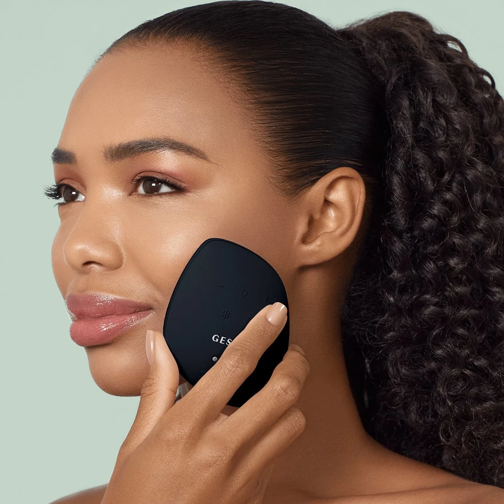 Sonic Warm and Cool Mask 9 in 1 Black