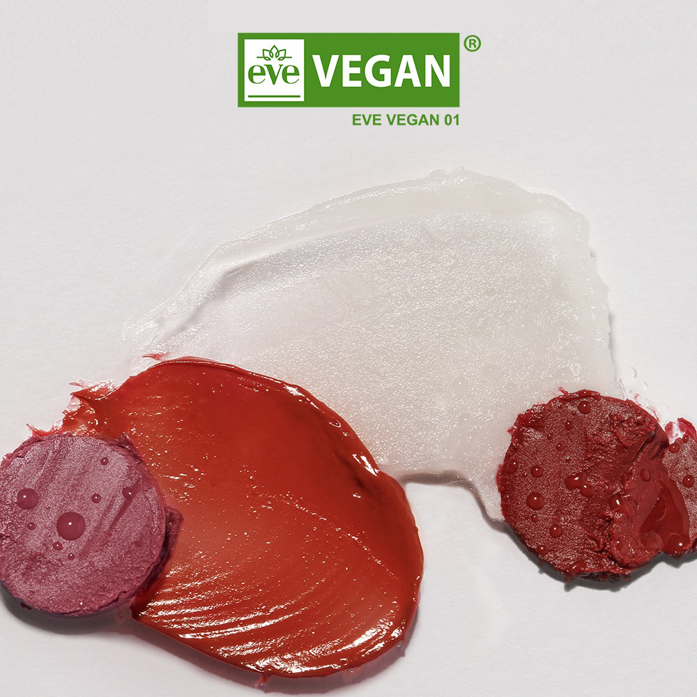 LAKA Soul Vegan Lip Balm balsam de buze Berry - hidratare si hranire, 3.9 gr