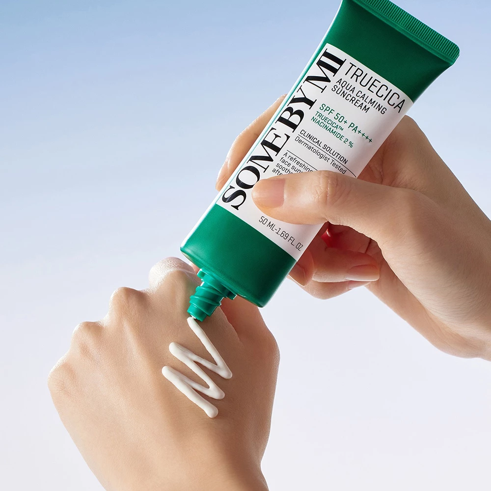 SOME BY MI Truecica Aqua Calming Suncream crema de fata - hidratare si calmare, 50 ml