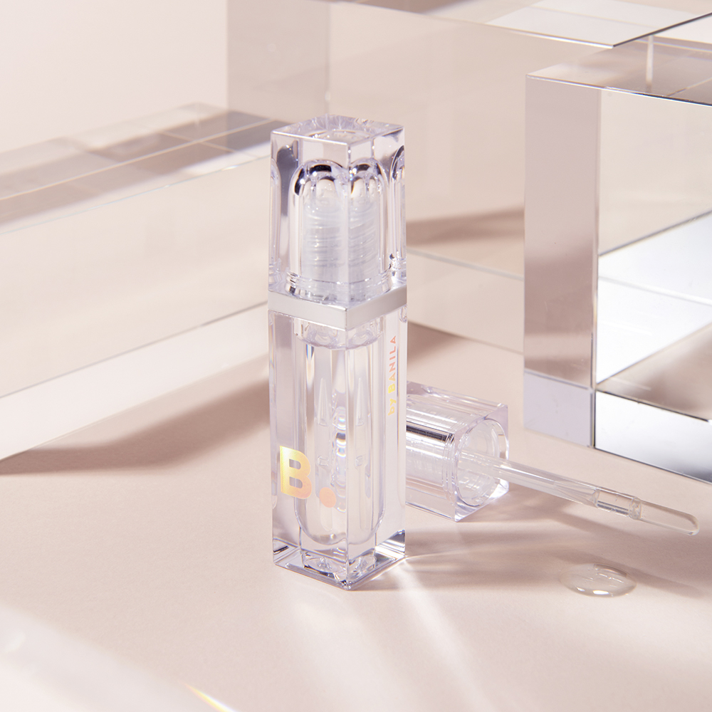 BANILA CO Volume Lip Plumper, Light - Luciu de buze formulat cu Vanillyl Butyl Ether si extract din radacina de Anemarrhena Asphodeloides, care contribuie la efectul de volum si la metinerea confortului buzelor