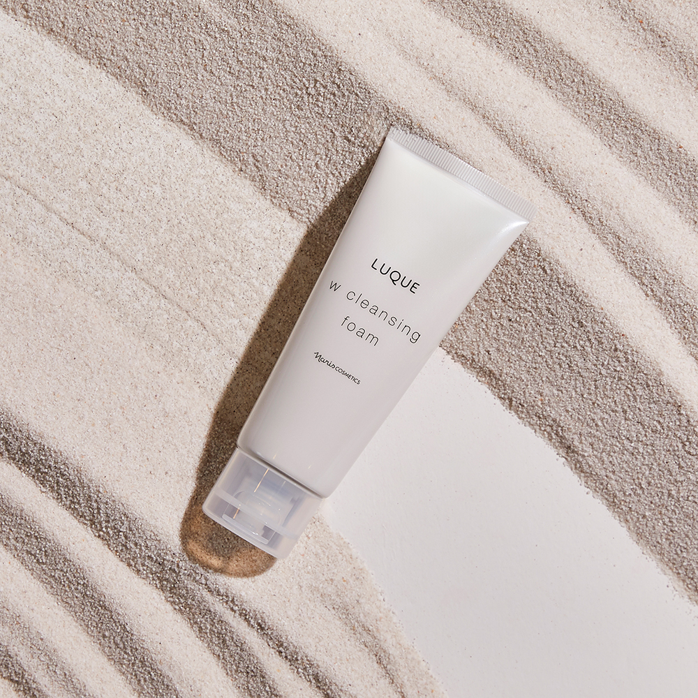 LUQUE W Cleansing Foam - spuma de curatare formulata cu extract de ciuperca Tremella Fuciformis si acid hialuronic, care contribuie la curatarea pielii - 100 gr