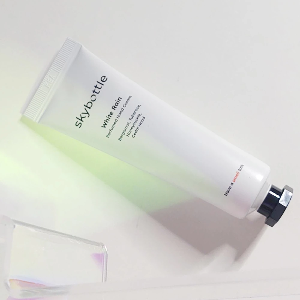 Skybottle White Rain Crema de maini Travel Size - hidratare si parfum sofisticat, 30 ml
