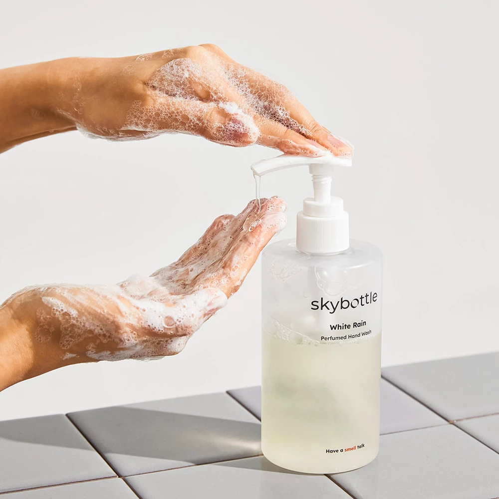 Skybottle White Rain Sapun lichid parfumat - Curatare delicata si hidratare intensa pentru maini catifelate