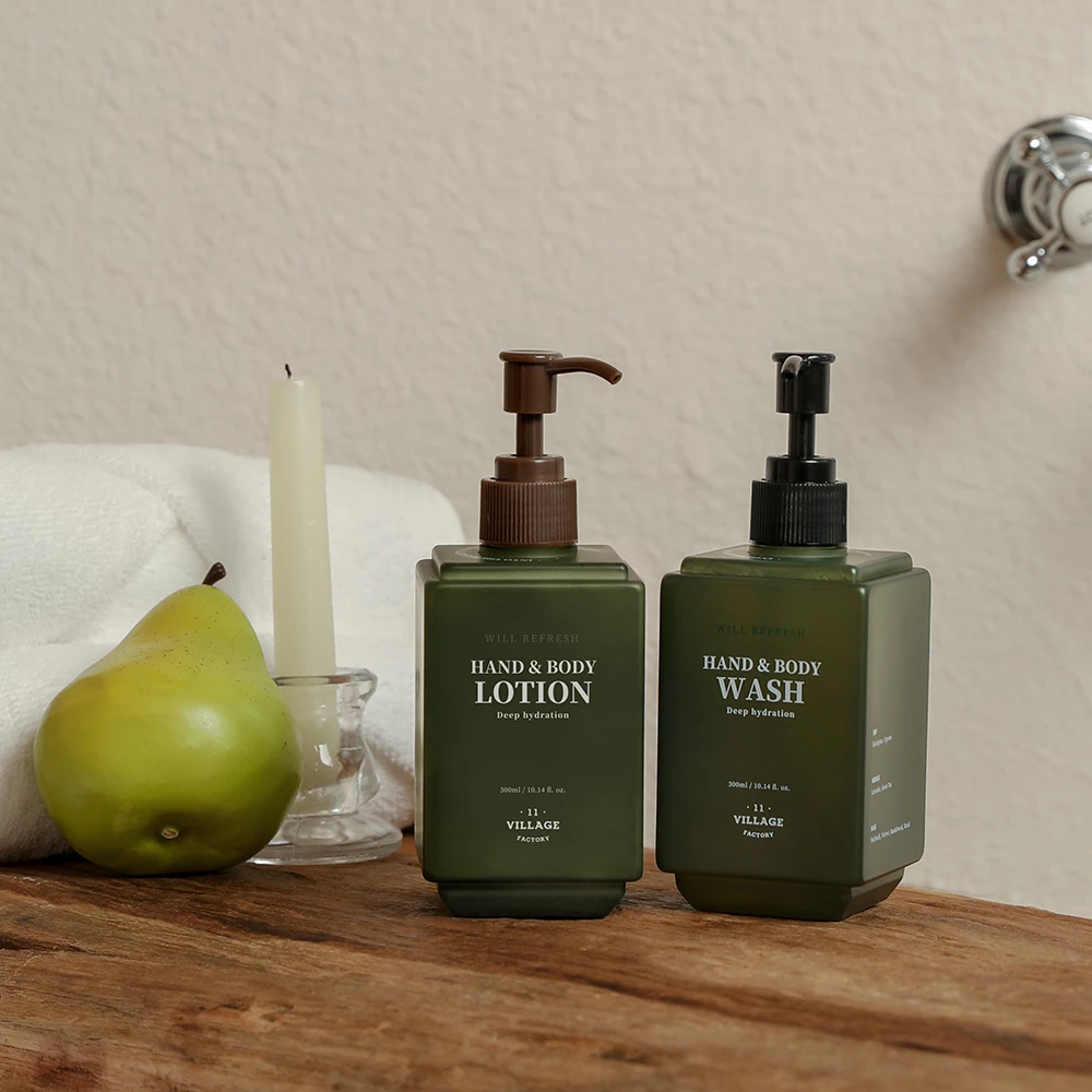 VILLAGE 11 FACTORY Will Refresh Lotiune Hidratanta Maini si Corp Eucalipt & Patchouli - Hidratare Profunda si Revigoranta, 300 ml