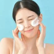 ROUND LAB 1025 Dokdo Spuma de Curatare Faciala 1025 - Curatare Delicata, Hidratare Profunda si Echilibrare pH, 150 ml