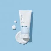 Round Lab 1025 Dokdo Spuma de curatare - Curatare delicata si hidratare profunda cu ceramide si acid hialuronic, 150 ml