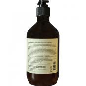 PLU Aroma Body Wash Lily Vanila 500 gr - gel de dus formulat cu extract de vanilie si extract de floare de crin, care contribuie la confortul pielii si la mentinerea unei senzatii de prospetime