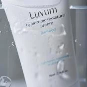 LUVUM Hyaluronic Moisture Bamboo Crema de fata cu Acid Hialuronic si Apa de Bambus - Hidrateaza, calmeaza iritatiile si sustine regenerarea celulara, 70 ml