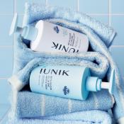 IUNIK Beta Glucan All In One Gentle Wash, 300 ml - Gel de dus formulat cu acid hialuronic si beta-glucan, care contribuie la curatarea zilnica pentru fata, par si corp si la metinerea echilibrului natural al pielii