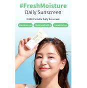 IUNIK Centella Calming Daily Sunscreen 60 ml - crema de fata formulata cu extract de Centella Asiatica si beta-glucan, care contribuie la calmarea pielii sensibile si la atenuarea ridurilor, Daily