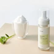 IUNIK Centella Spuma de Curatare Calmare si Hidratare - Curatare Delicata, Echilibrare pH si Hidratare, 150 ml