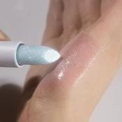 UNLEASHIA Glacier Vegan Balm balsam de buze No. 2 Blue Lagoon - hidratare si luminozitate, 3.3 gr