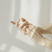 BEAUTY OF JOSEON Green Plum Gel de Curatare Facial - Curatare Delicata si Hidratare Revigoranta, 100 ml